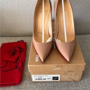 Christian Louboutin Cream Heels Elegant Stiletto Pumps